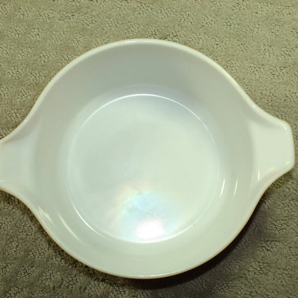 Pyrex Vintage Butterfly Gold #475-B 2.5 Qt Casserole Bowl